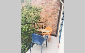 #4 Joli Appartement A 2 Pas Du Metro Et Paris 20